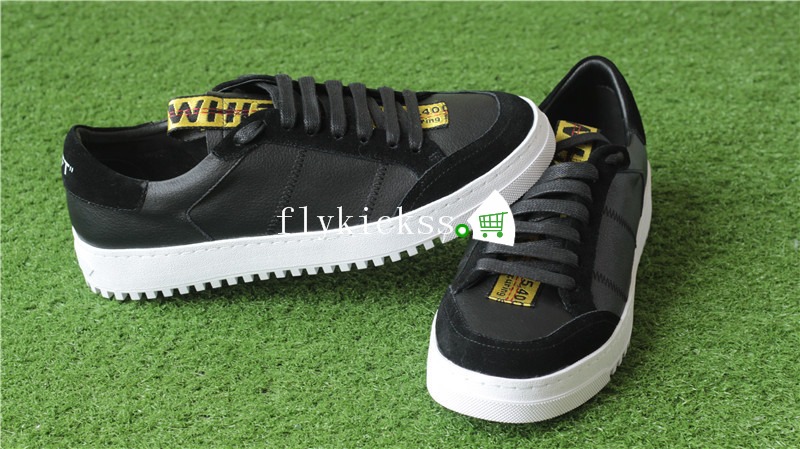 Off White Low Top Sneaker Black